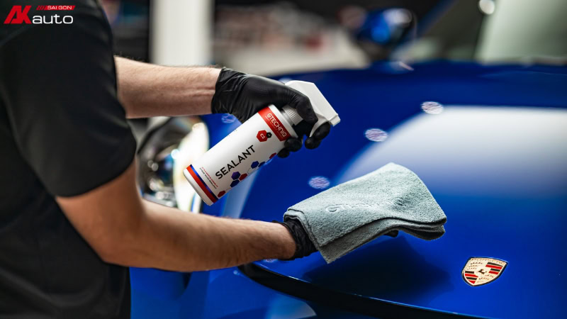 Phủ sealant phù hợp cho xe mới mua, xe sang