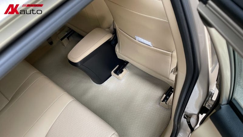 Lựa chọn bộ thảm có màu sắc hài hòa với nội thất ô tô Vios