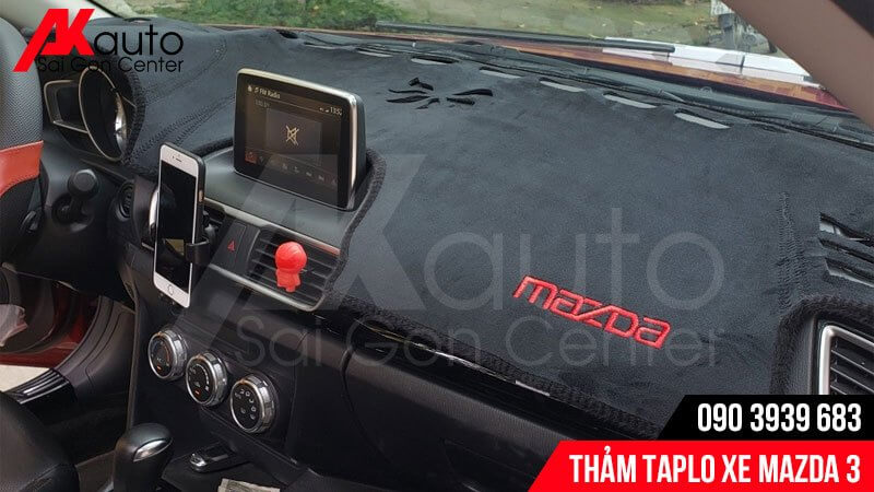 tham-taplo-xe-mazda-3-cacbon-1 bán thảm trải taplo xe mazda 3