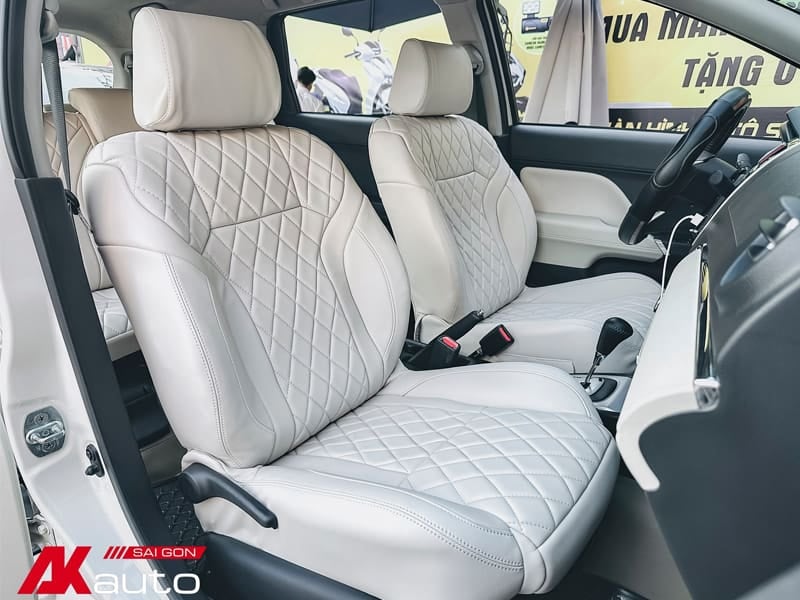 Có nên bọc ghế da thay ghế nỉ