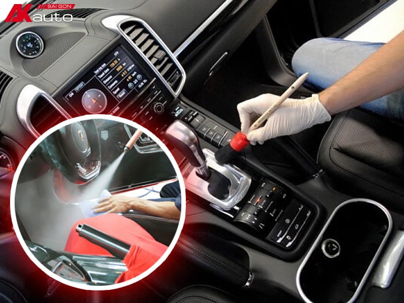 Vệ sinh nội thất ô tô thường xuyên