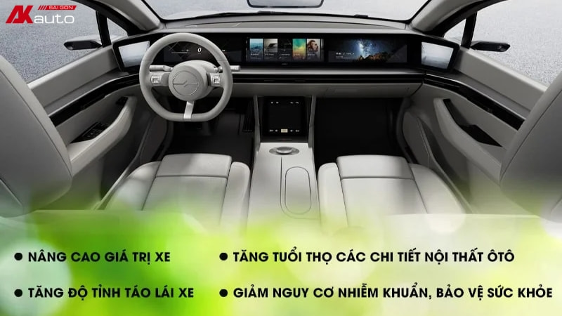 Việc vệ sinh định kỳ giúp tăng tính thẩm mỹ, độ bền cho các chi tiết nội thất ô tô