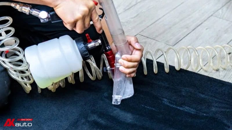 Vệ sinh sàn xe ô tô giúp bảo vệ sức khỏe