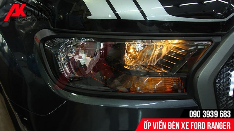 Viền đèn trước Ranger