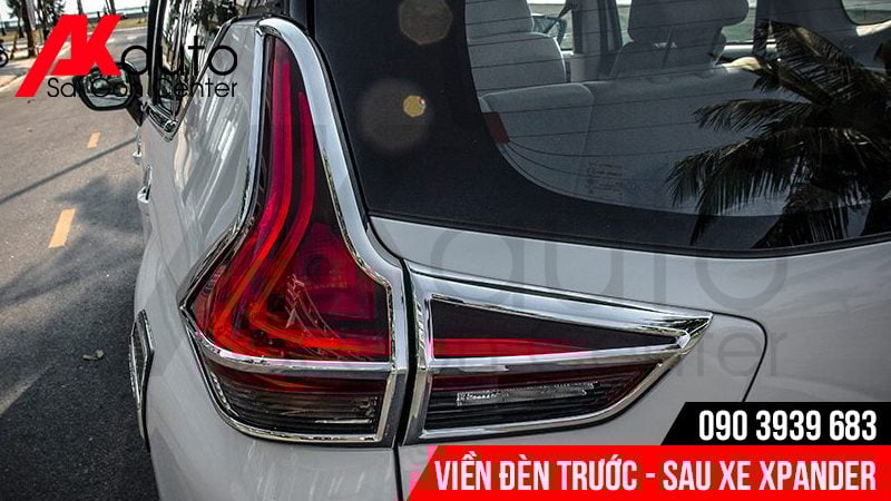 viền đèn sau xe xpander