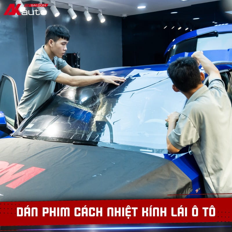 Phim cach nhiệt kính lái ô tô