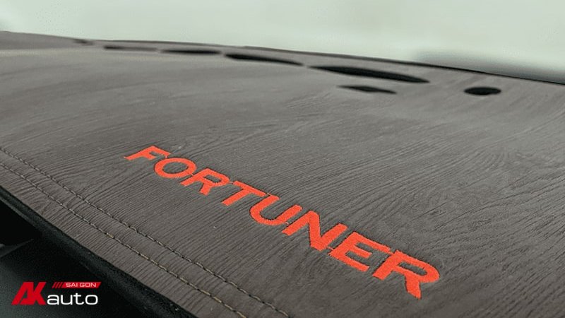 Thảm chống nóng taplo da vân gỗ