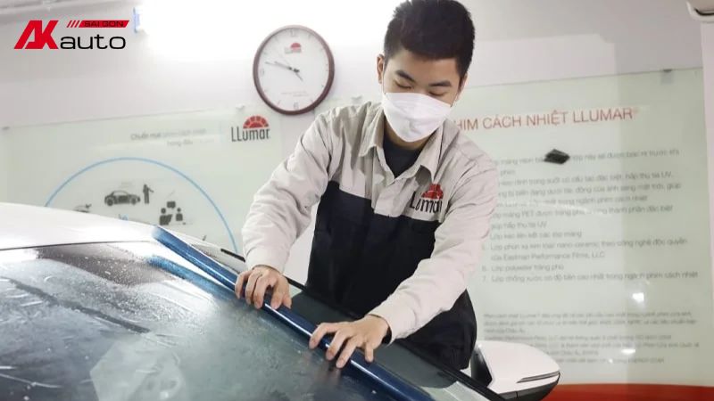 Phim cách nhiệt LLumar mang đến nhiều lợi ích cho người dùng