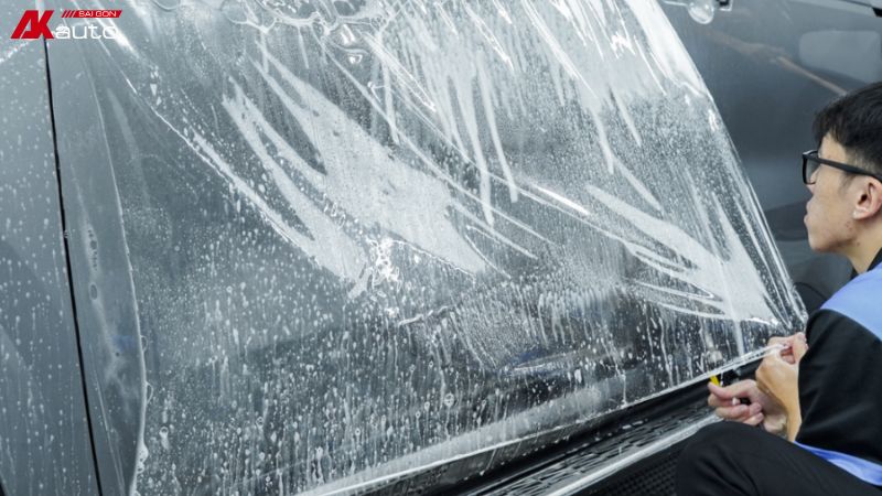 Dán PPF Inmax tại cơ sở uy tín sẽ giúp chủ xe yên tâm về chất lượng sản phẩm