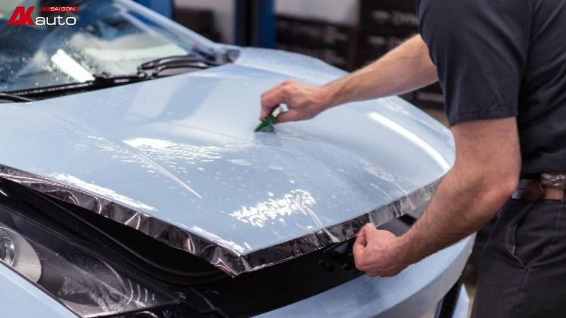 PPF Inmax tạo độ bóng cao cho bề mặt sơn xe ô tô