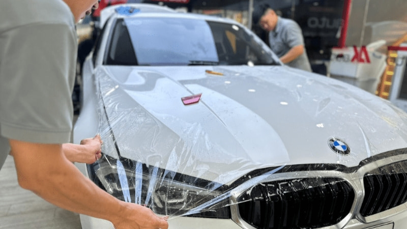 Dán PPF ASWF giúp bảo vệ sơn xe hiệu quả