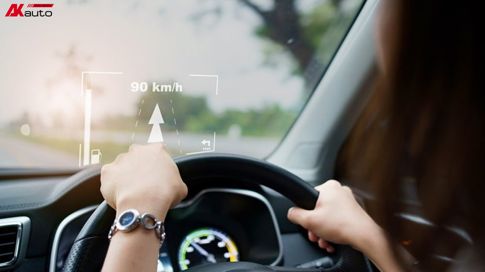 Màn hình HUD kính lái giúp giảm mỏi mắt và căng thẳng khi lái xe