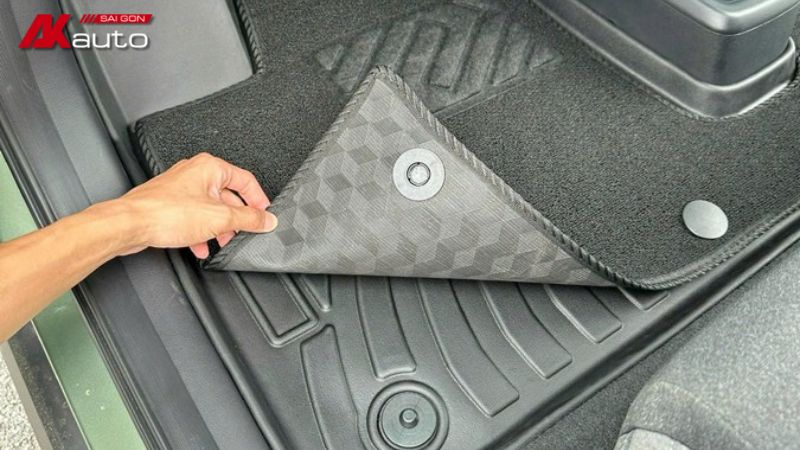 Lựa chọn thảm lót sàn Honda Brio có chất liệu an toàn