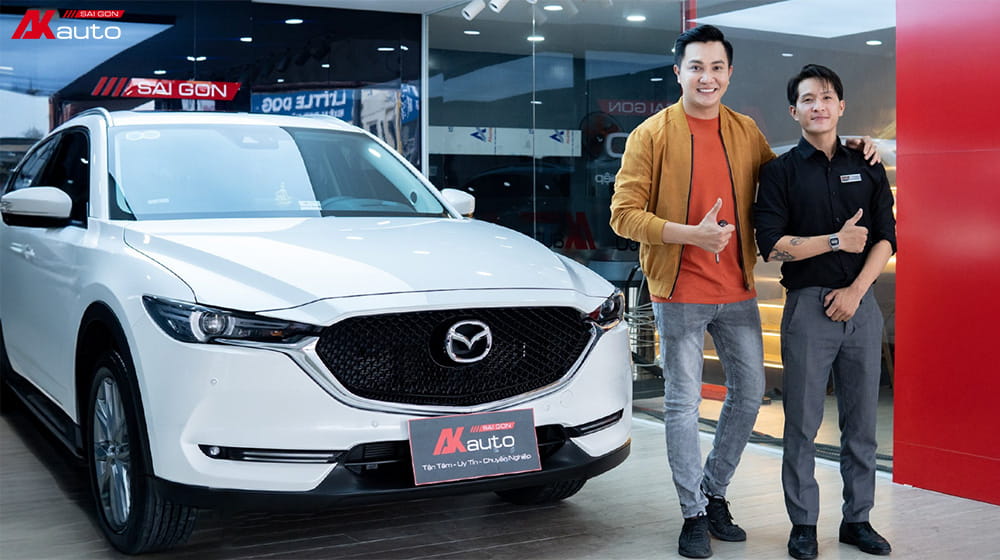 Khách hàng MC Nguyên Bảo dán phim cách nhiệt ô tô tại AKauto