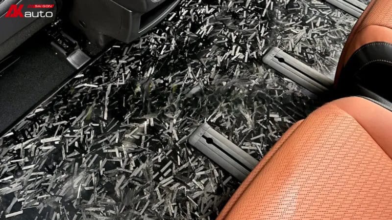 Thảm lót sàn carbon làm từ da PU phủ lớp carbon để tăng độ bóng