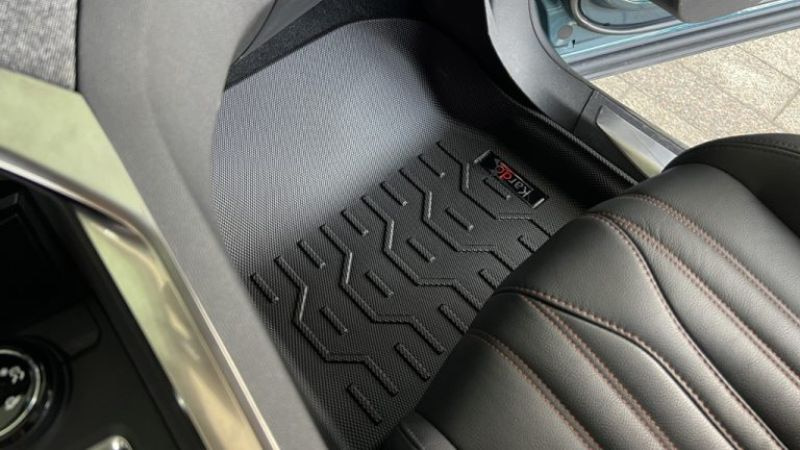Thảm lót sàn Kardo dành cho Peugeot 3008 với thiết kế vừa vặn sàn xe