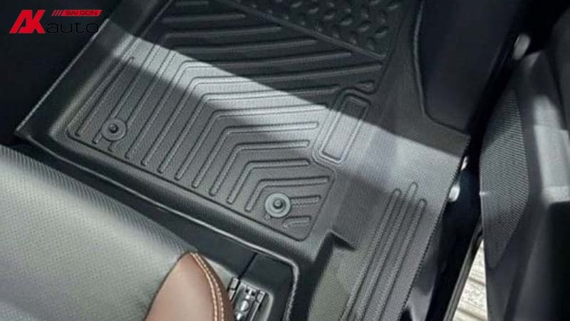Mẫu thảm lót sàn xe Everest chất liệu nhựa