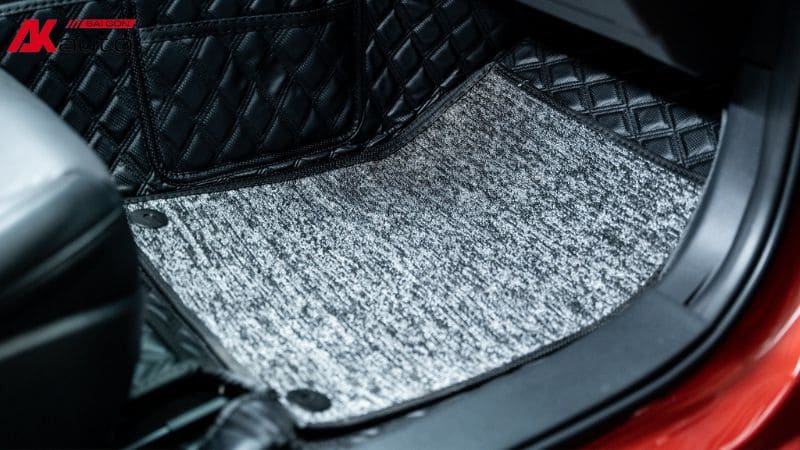 Mẫu thảm 6D màu xám lắp trên xe Creta