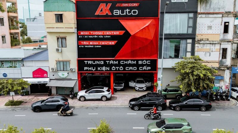 Lắp đặt thảm ô tô Santafe chính hãng tại AKauto