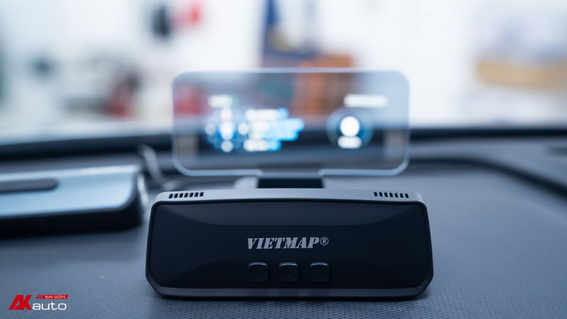 Lắp Vietmap HUD H50 hiển thị kính lái cho xe Limo Green