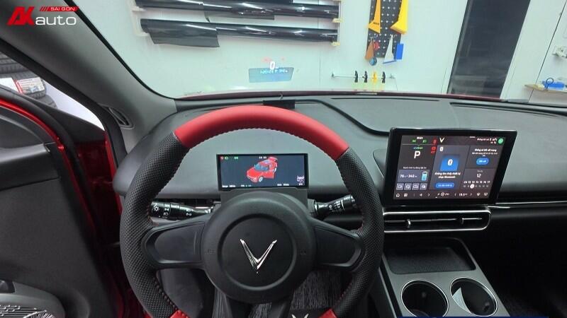 Màn hình ODO có thiết kế nhỏ gọn, đồng bộ vớ xe Limo Green