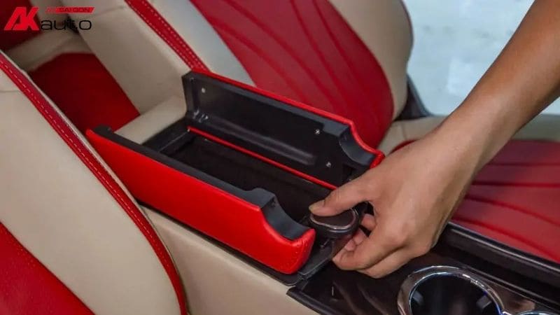 Lắp bệ tỳ tay cho VF3 đỏ