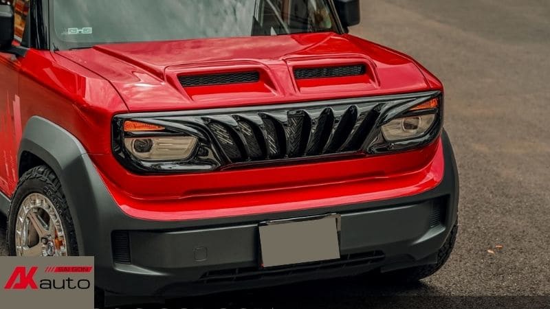 Độ mặt ca lăng cho VF3 đỏ giúp phần đầu xe trở nên cá tính hơn