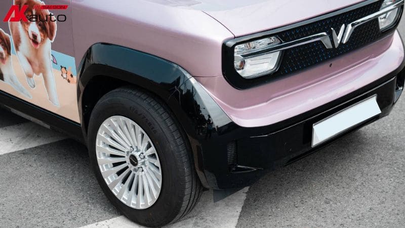 Mẫu độ mâm xe cho VF3 màu tím