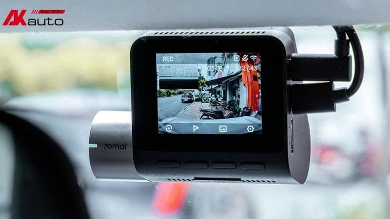 Camera hành trình cho VF3 màu trắng