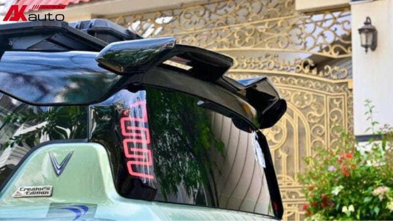 Độ đuôi gió cho VF3 xanh rêu