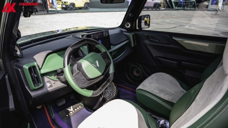 Mẫu ghế da phối màu trắng xanh cho VF3 xanh rêu