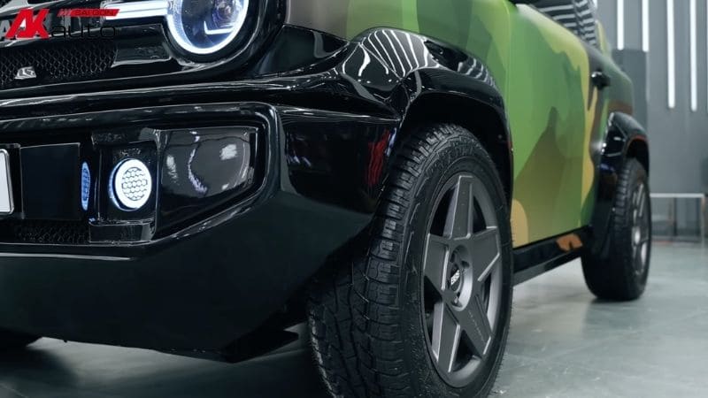 VF3 độ mâm họa tiết 5 cánh ngôi sao