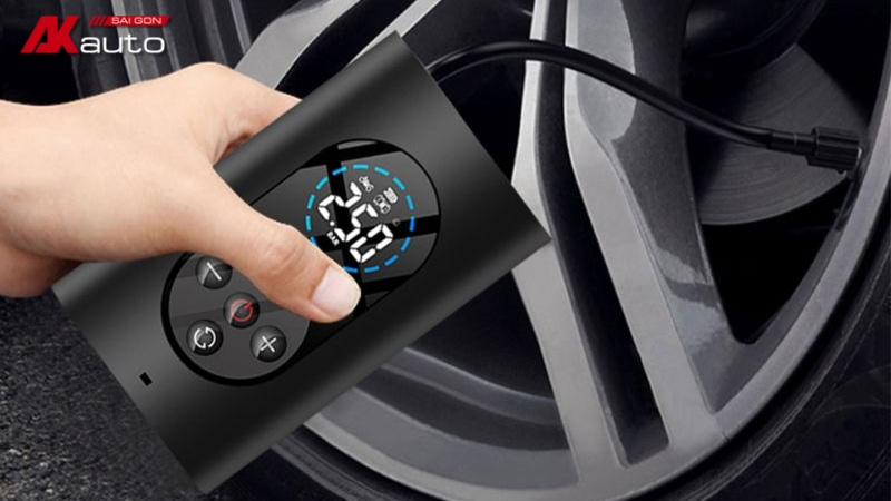 Những tính năng thông minh giúp bạn dễ dàng chọn bơm lốp ô tô loại nào tốt nhất