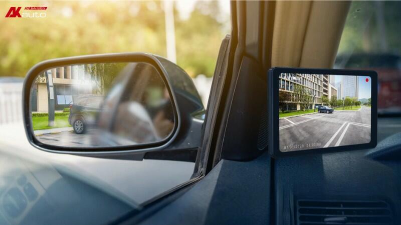 Camera gương điện tử Vietmap SC620 hỗ trợ lùi xe an toàn, hiệu quả