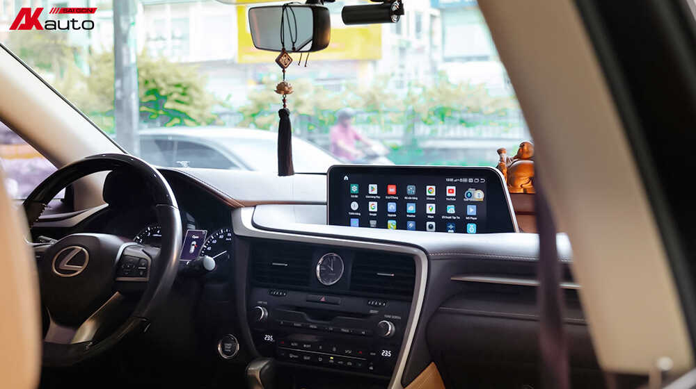 Màn hình android ô tô giúp tăng tính thẩm mỹ cho khoang nội thất