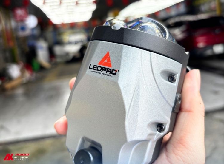 Bi gầm LEDPRO A11 Ultra giúp bạn lái xe ban đêm an toàn hơn